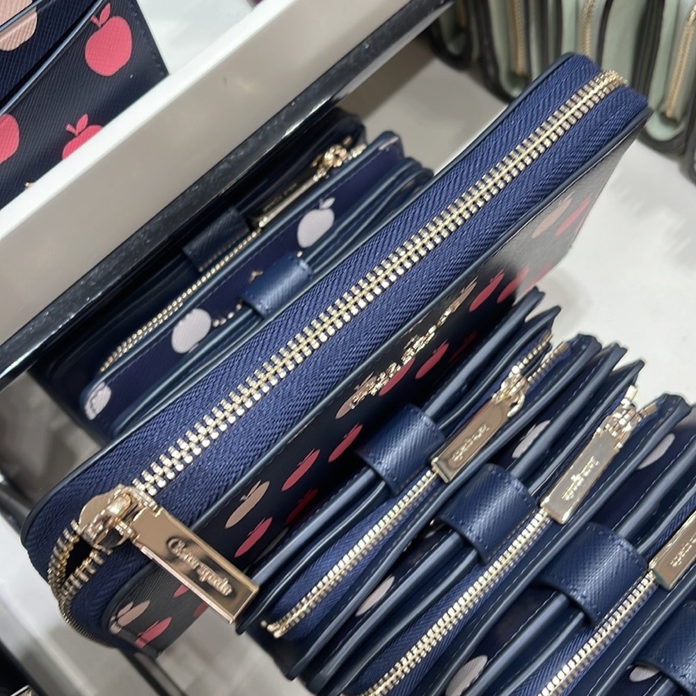 Kate Spade Staci Large Red Apple Continental Wallet
Multi - Picture 10 of 16